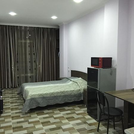 Apartment Pshavela 16 Batumi Exteriör bild